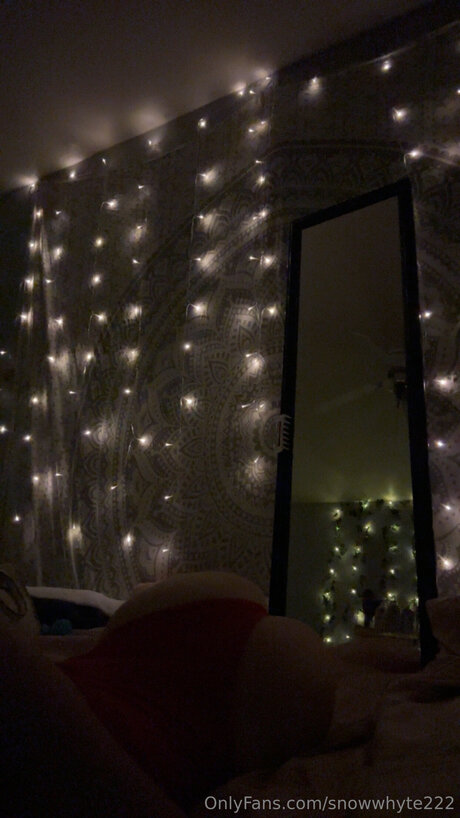 Snowwhyte222 star xxx photo