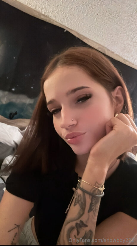 Snowwhyte222 model perfect pictures