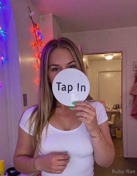 Itsrubyyyy model sex gallery