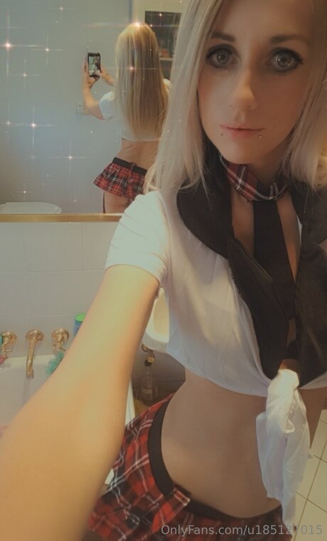 U185127015 nice model img