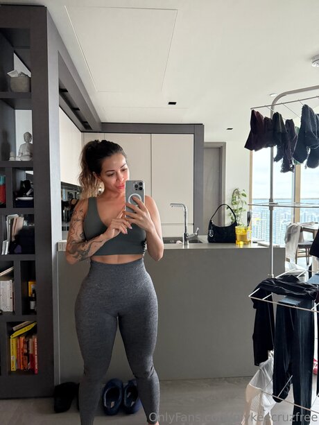 Niykeecruzfree pornstar nudes image