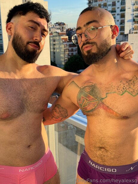 Heyalexsg pornstar hd gallery