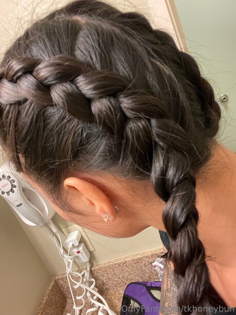 Tkhoneybun star xxx photo