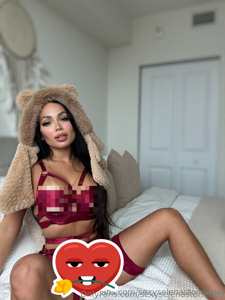 Sexyselenastonefree beautiful pornstar photos