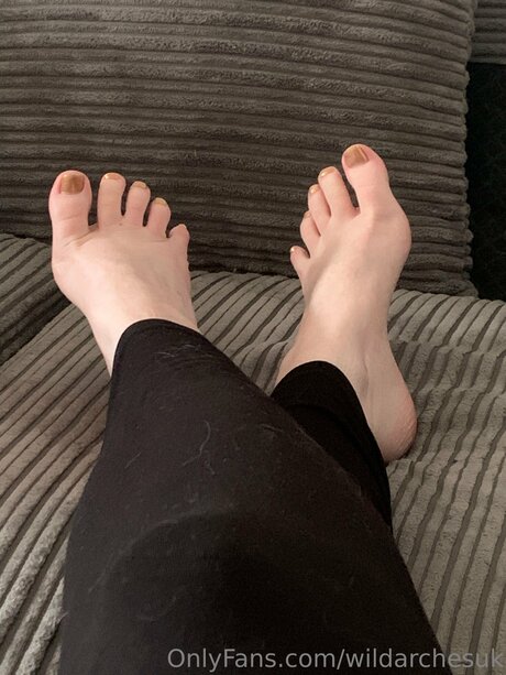 Wildarchesuk model perfect pictures