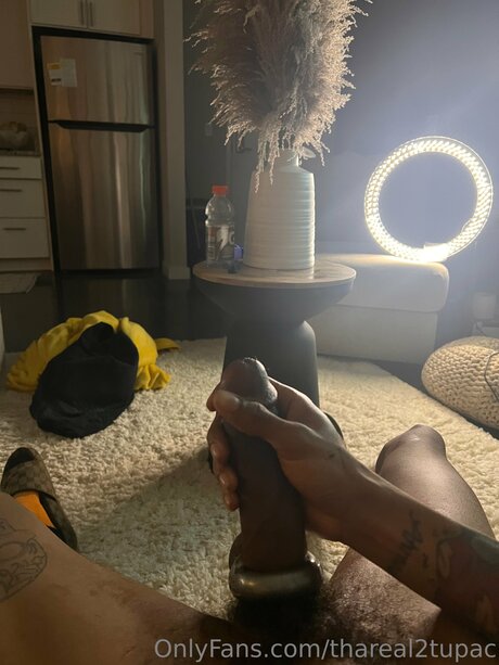 petite teen onlyfans exclusive images