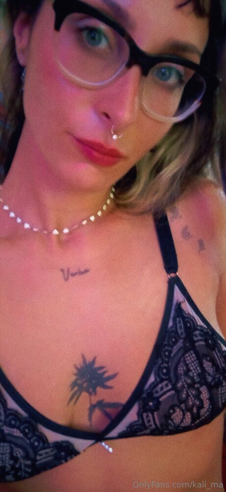 Kali Ma naked pornstar img