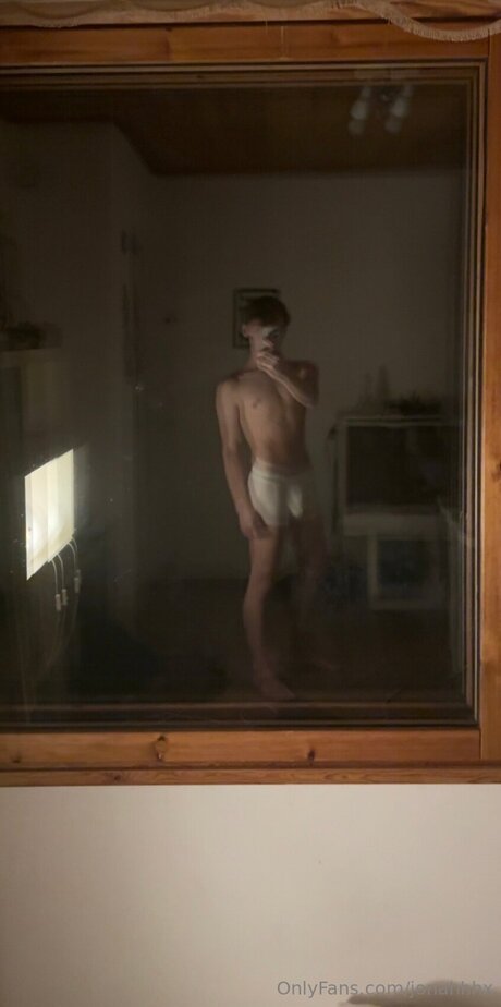 Jonahhhx model top img