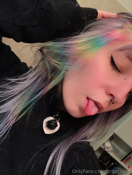 Crazynees pornographic actress img