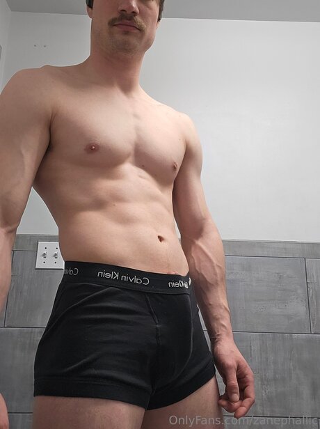 Zanephallic hd actress image