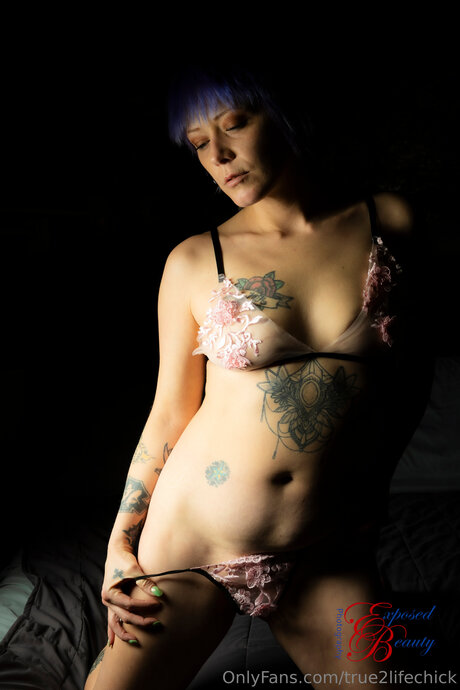 True2lifechick model nudes image