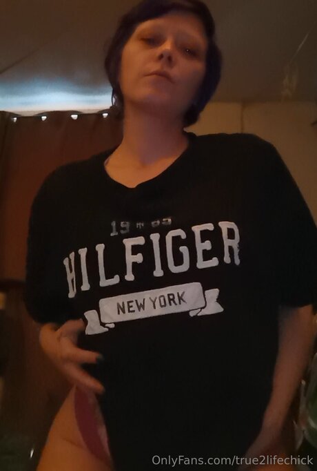 True2lifechick xxx model pics