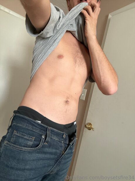 Boysetsfire34 pornstar xxx gallery