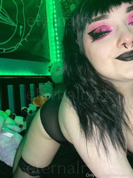 Eternalrxst free star photos