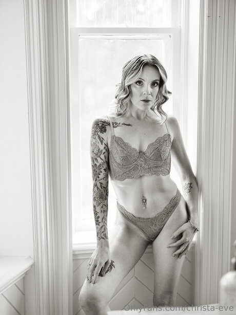 Christa Eve star hd photos