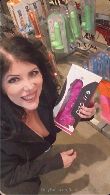 Bianca White Roses hd pornstar image