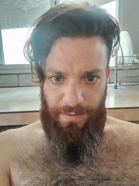 Emi182vip adult actress pic