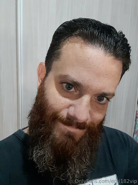 Emi182vip erotic actress image