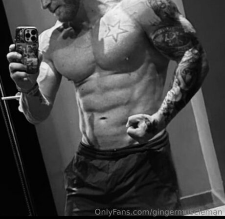 Gingermuscleman nude model galleries