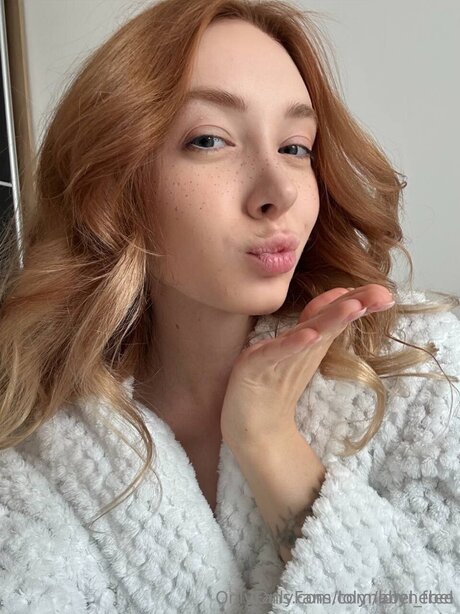 Lolynebel perfect model photos