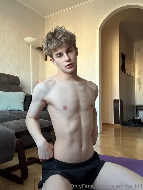 Valentino Hill star high quality archive