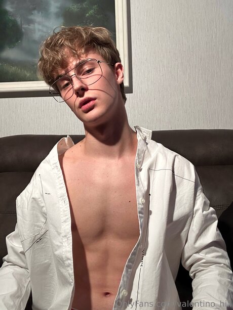 Valentino Hill model pornographic pictures