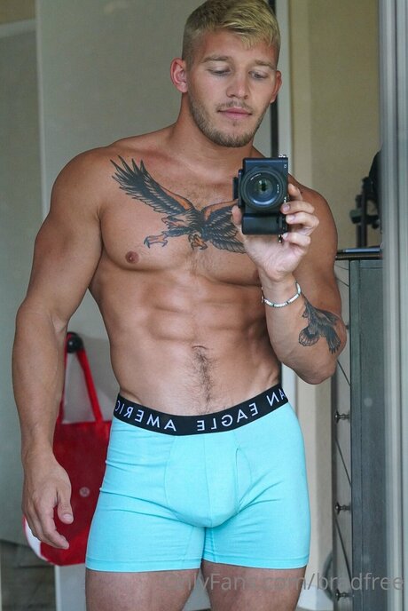 Bradfree model best photo