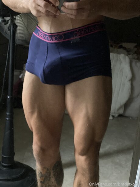 Bradfree high quality actress pictures