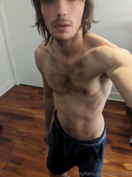 Aleksqrdn star photo