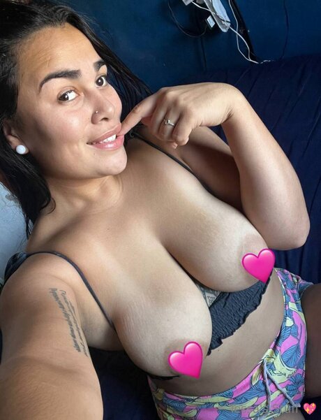 Curvy Tess free actress image