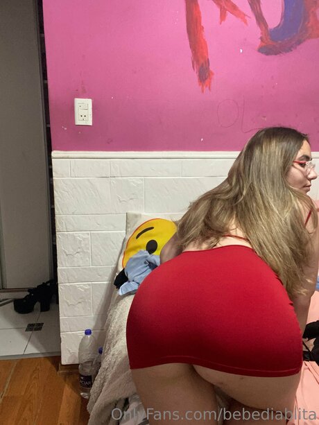 Bebediablita star exclusive images