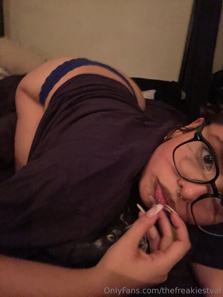 Thefreakiestval star xxx photos