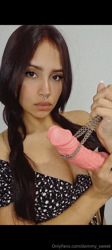 Dommy Sweet adult actress photos