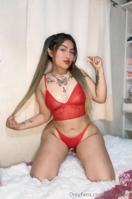 Arancelbel adult model pic