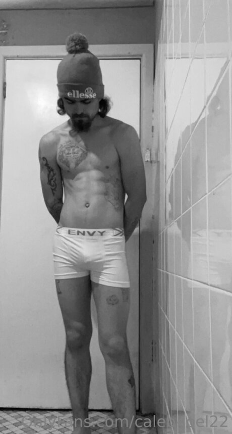 Caleb Joel22 pornstar naked pic