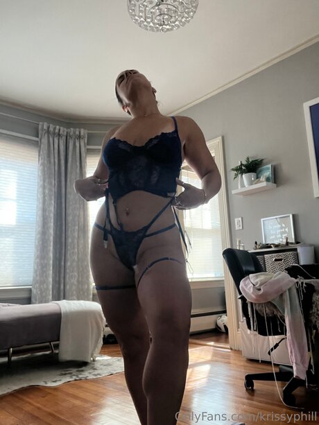 Krissyphill sexy pornstar pics