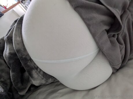 Farter 999 naked pornstar pictures