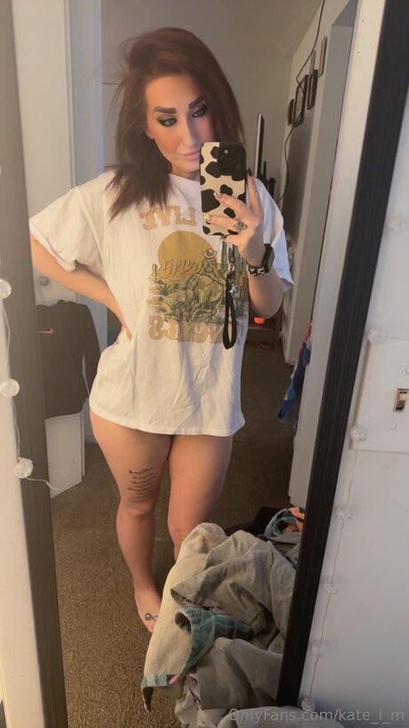 Kate L M beautiful model img