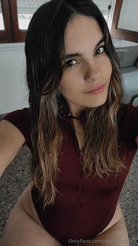 Dixiesantini7 model erotic galleries