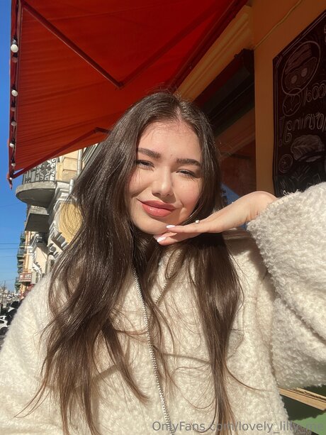 Lovely Lilly Me pornstar pretty photos