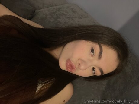 Lovely Lilly Me model exclusive galleries