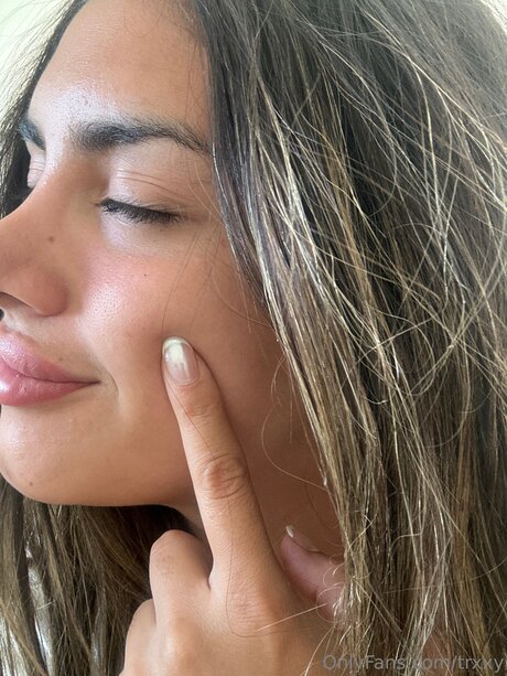 Favvlatinna hot model photo