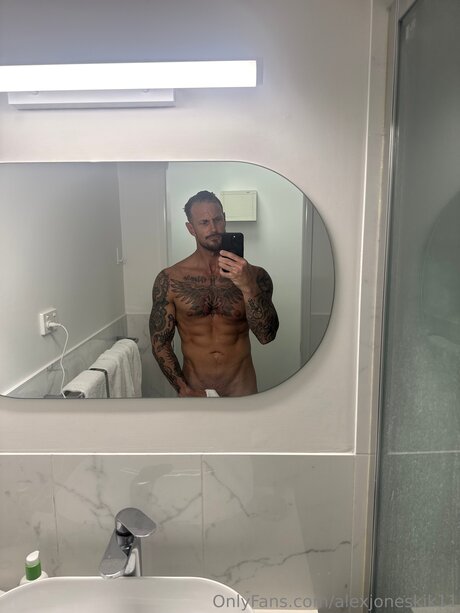 Alexjoneskik11 adult star img