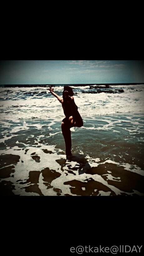 Eatkake model high quality images