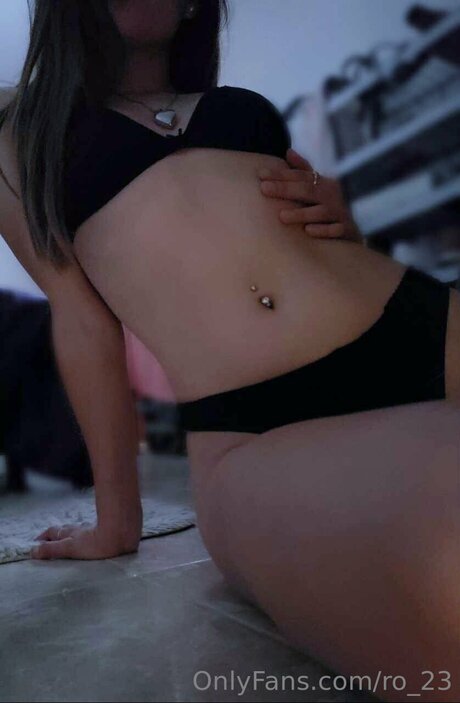 Ro 23 hot actress img