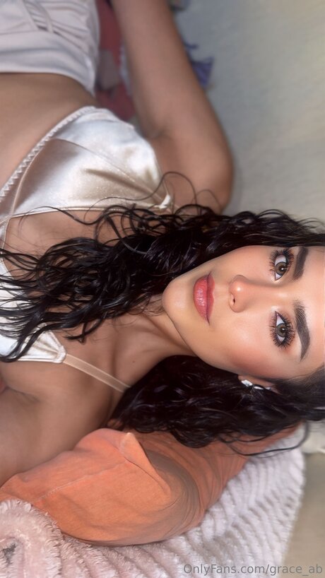 Grace Ab exclusive actress img