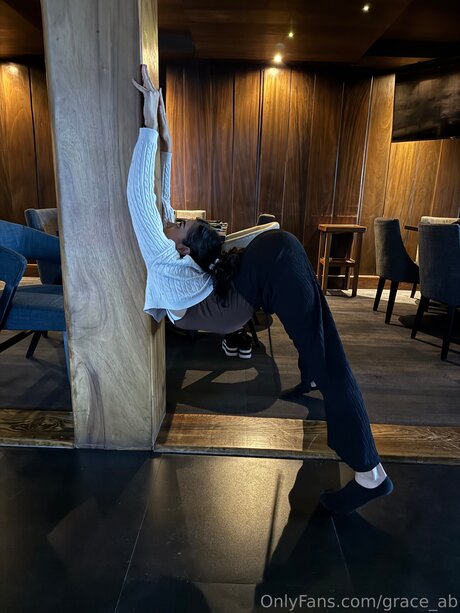 Grace Ab adult model pics