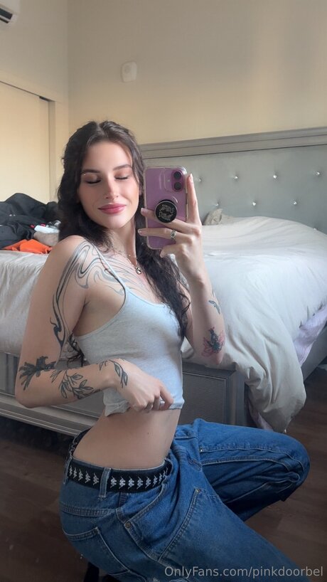 Pinkdoorbel pornographic model picture