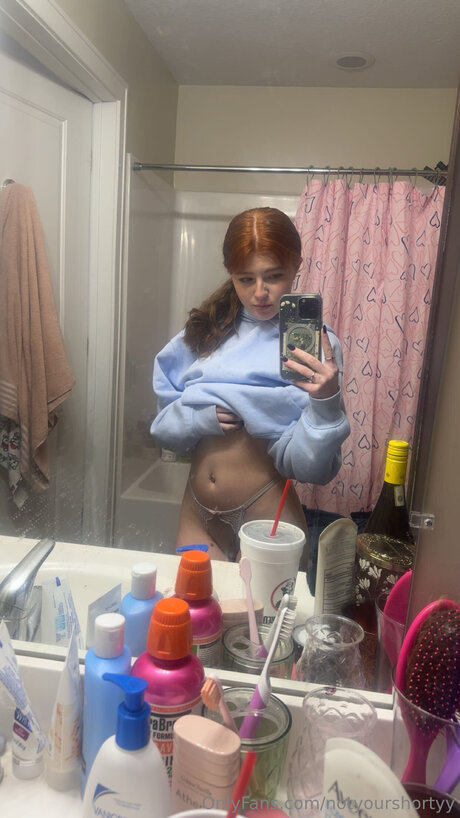 Notyourshortyy model exclusive photo