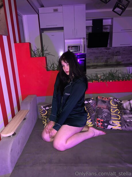 Alt Stela model art picture